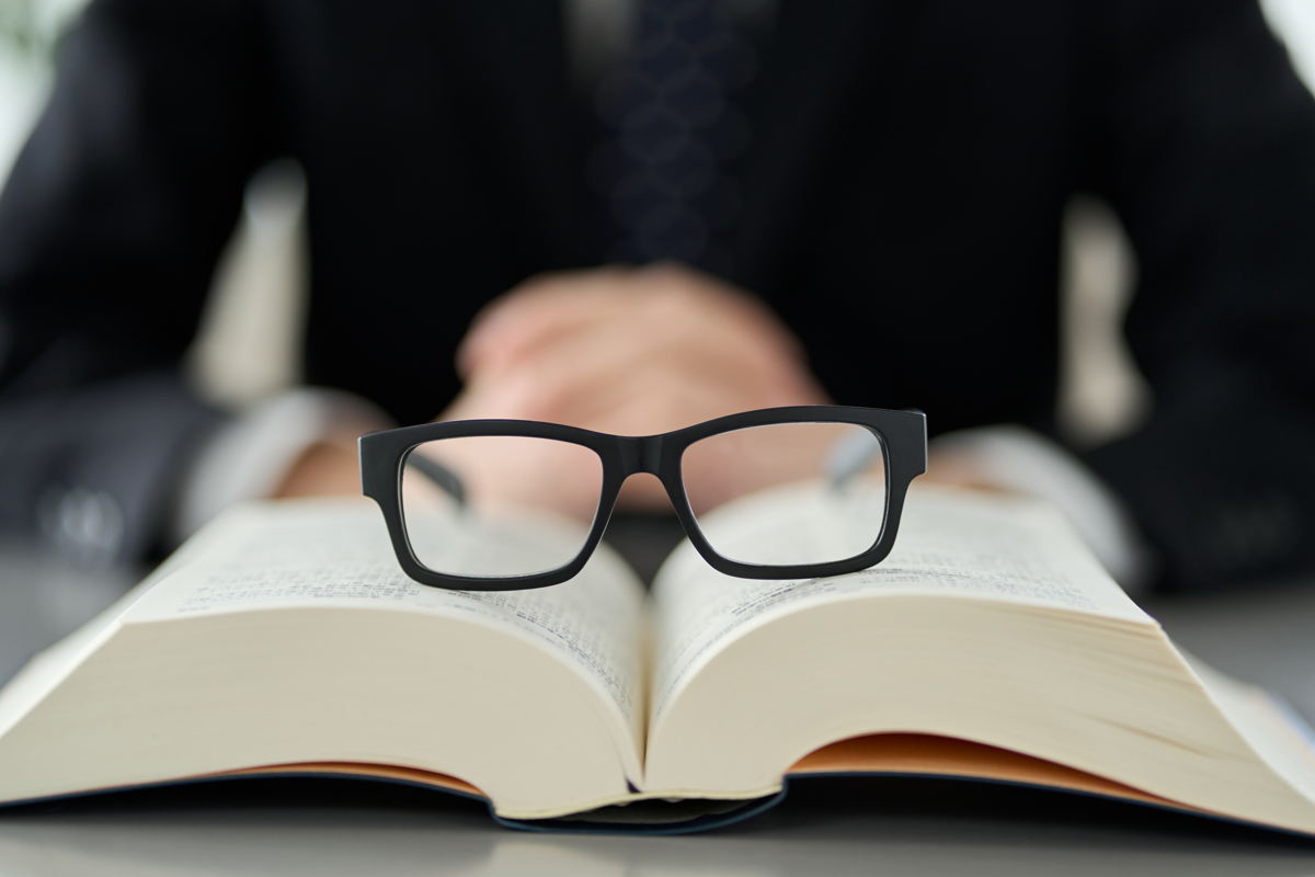 Curso de Derecho laboral: aplicación práctica de la ley concursal en el entorno empresarial
